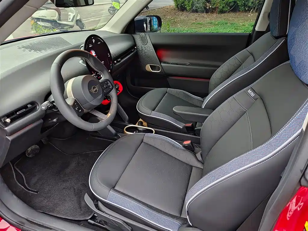 MINI ELECTRIC  COOPER