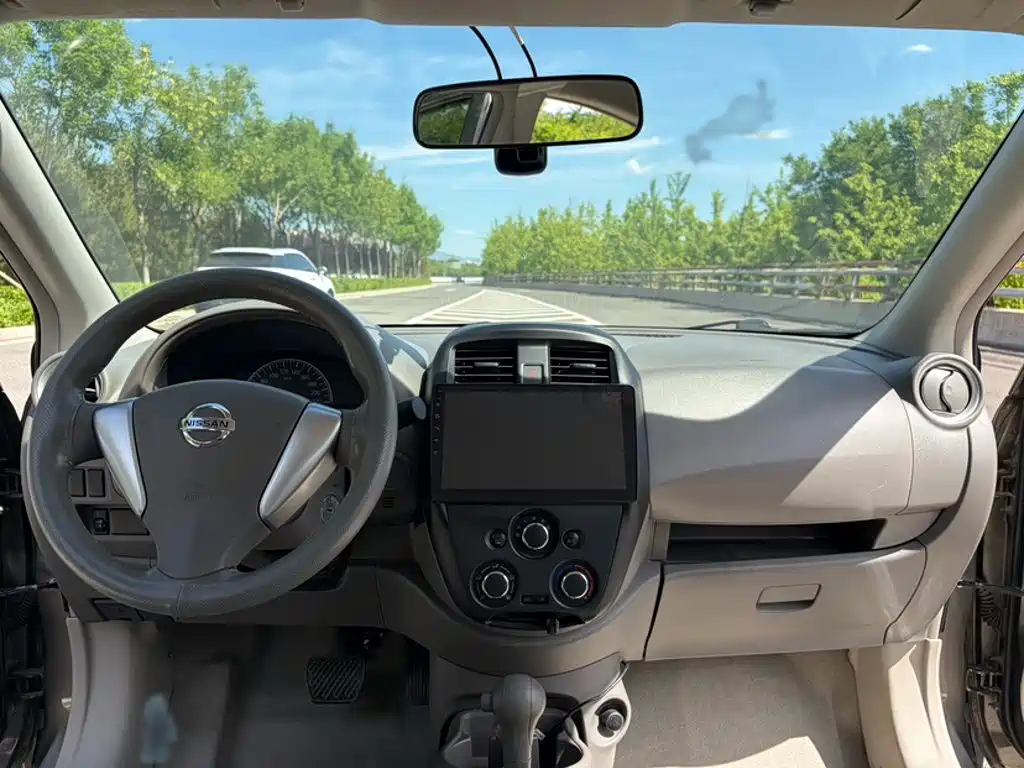Nissan Sunny 2019 2015 1.5XE CVT Comfort