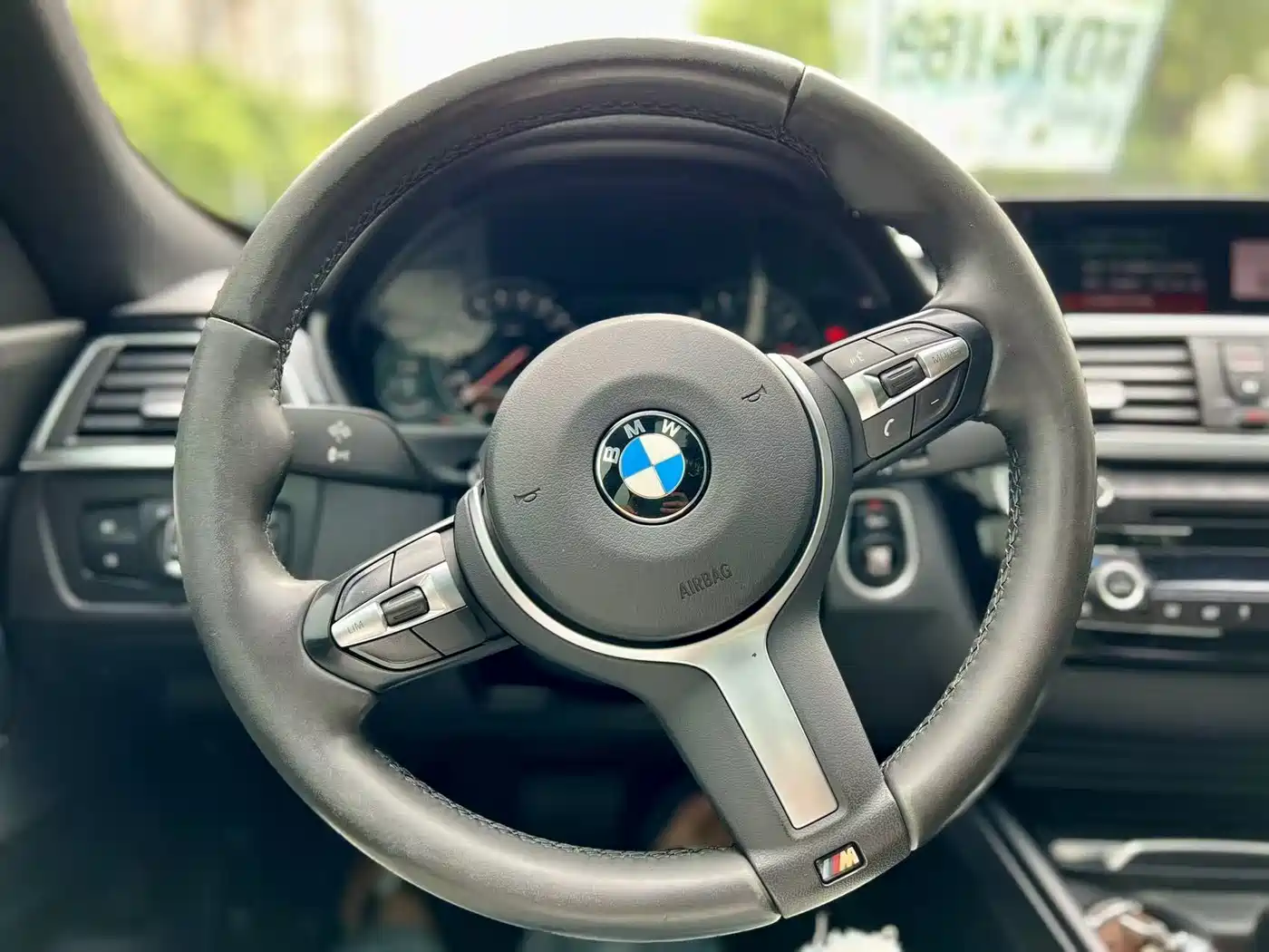 BMW 3 Series GT 2019 320i M Sport Package фото 12