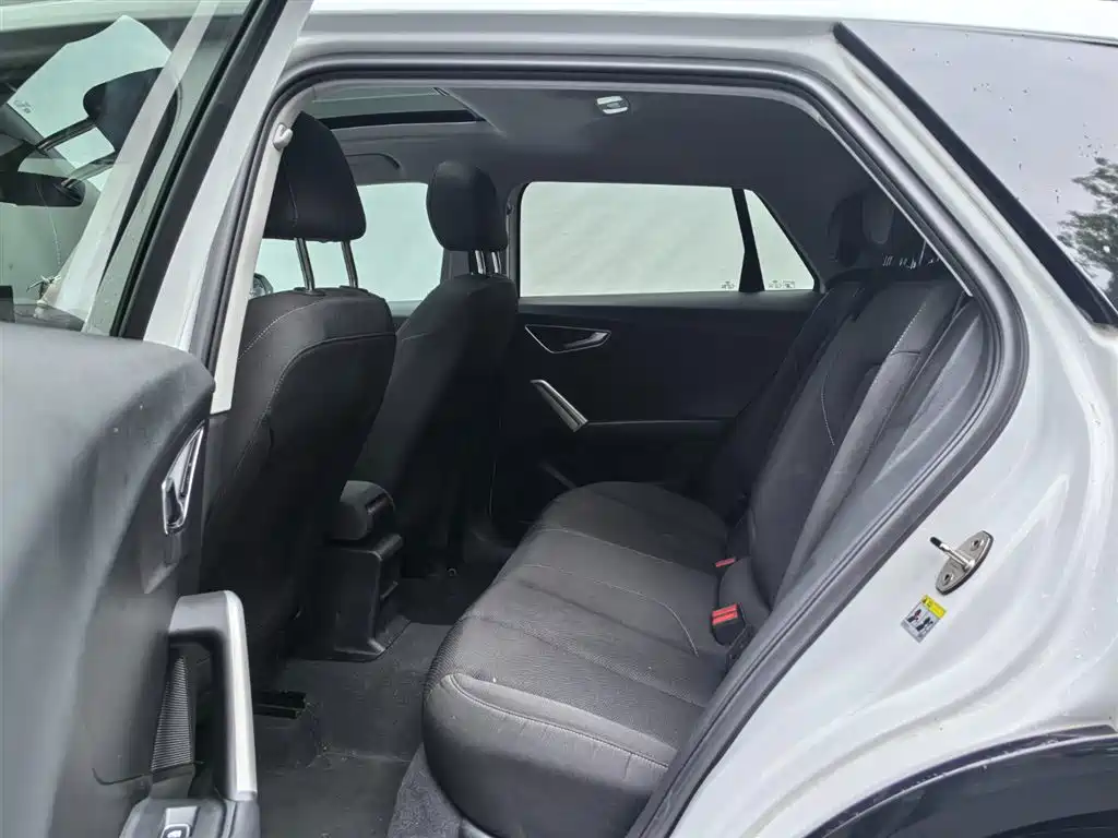 Audi Q2L 2020 35 TFSI Progressive Dynamic Model фото 14