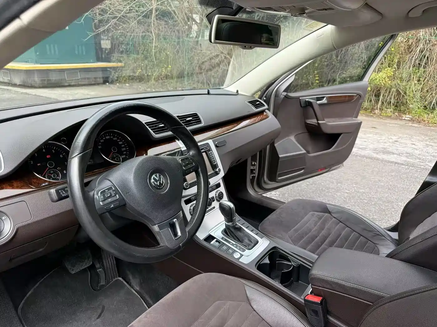 Volkswagen Magotan (Import) 2015 Wagon 2.0TSI Comfort фото 8