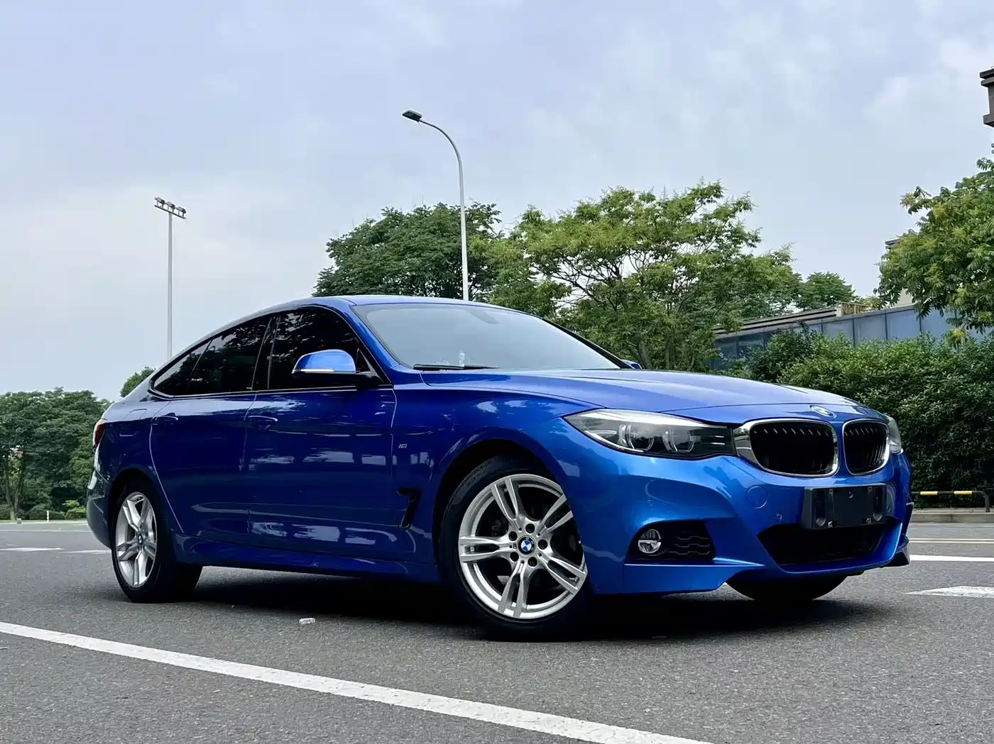 BMW 3 Series GT 2019 320i M Sport Package фото 14