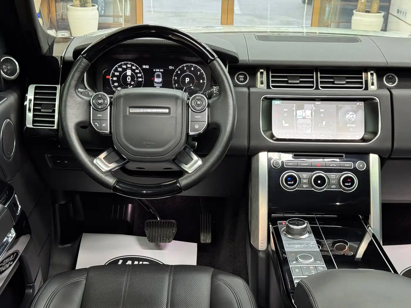 Land Rover Range Rover 2017 3.0 SC V6 Vogue фото 19