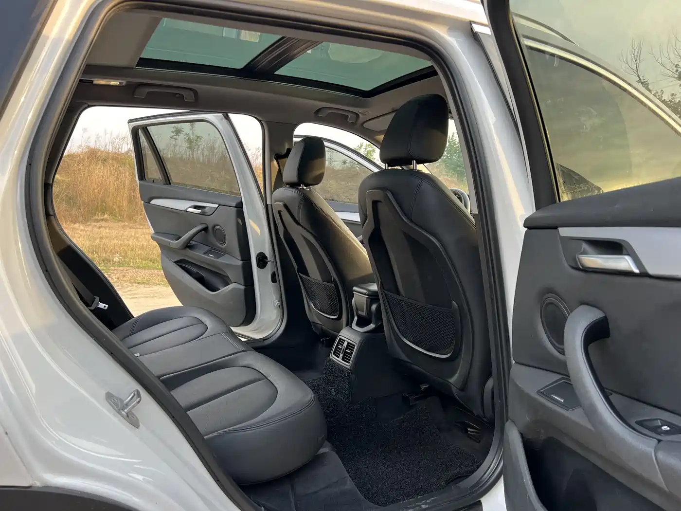 BMW X1 2019 sDrive20Li Leading Model фото 17