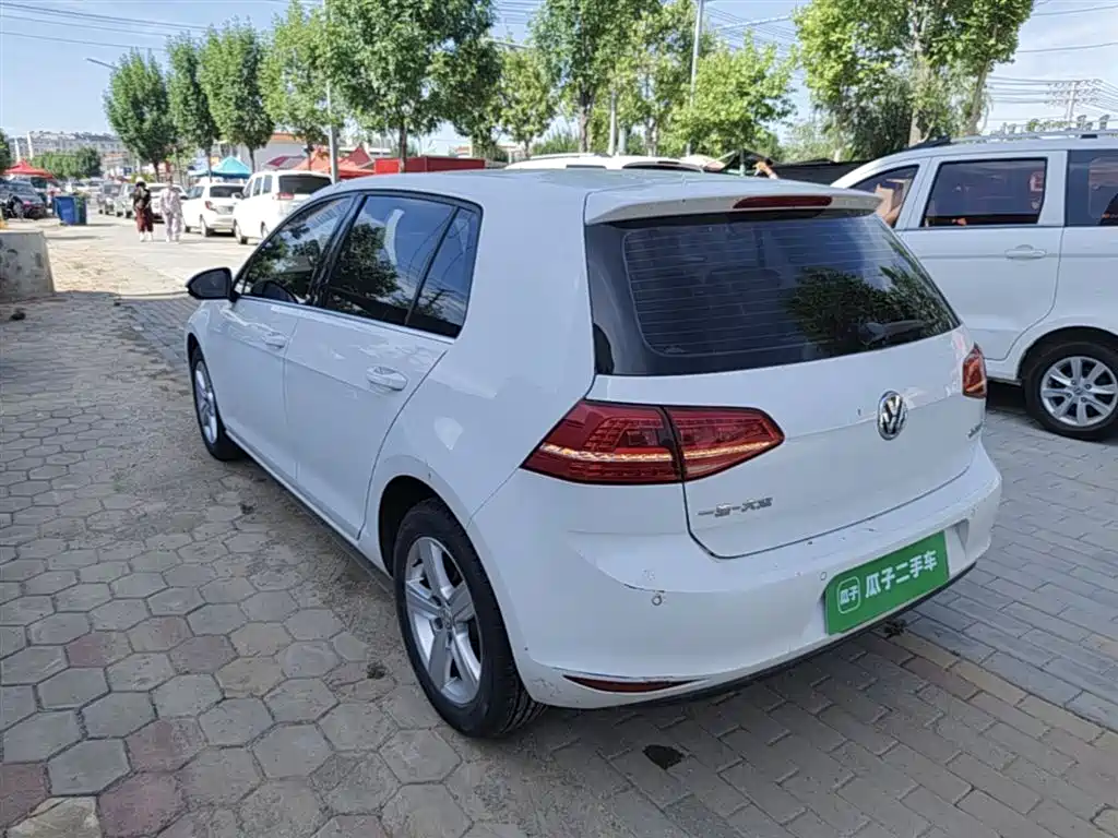 Volkswagen Golf 2016 1.6L Automatic Comfort фото 5