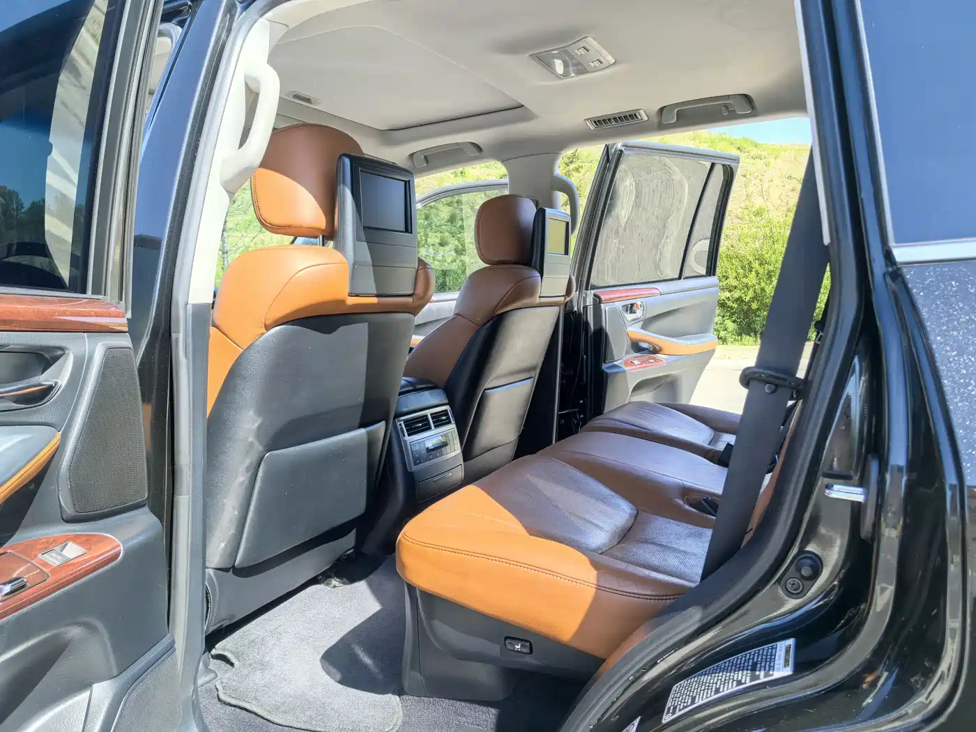 Lexus LX фото 13