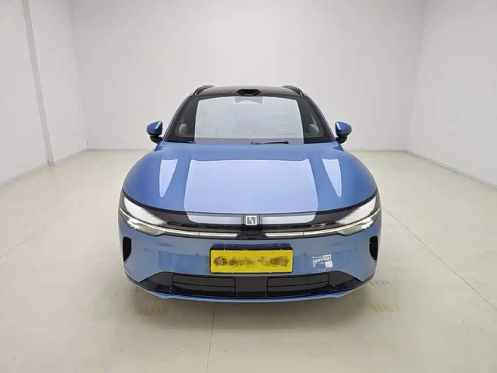 Фото 2 - ZEEKR 007GT