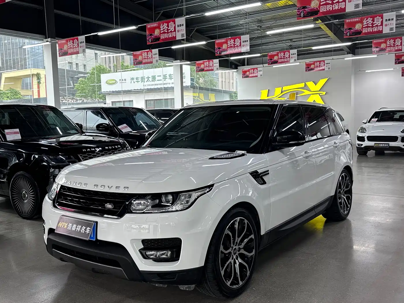 Land Rover Range Rover Sport 2016 Model 3.0 SC V6 HSE