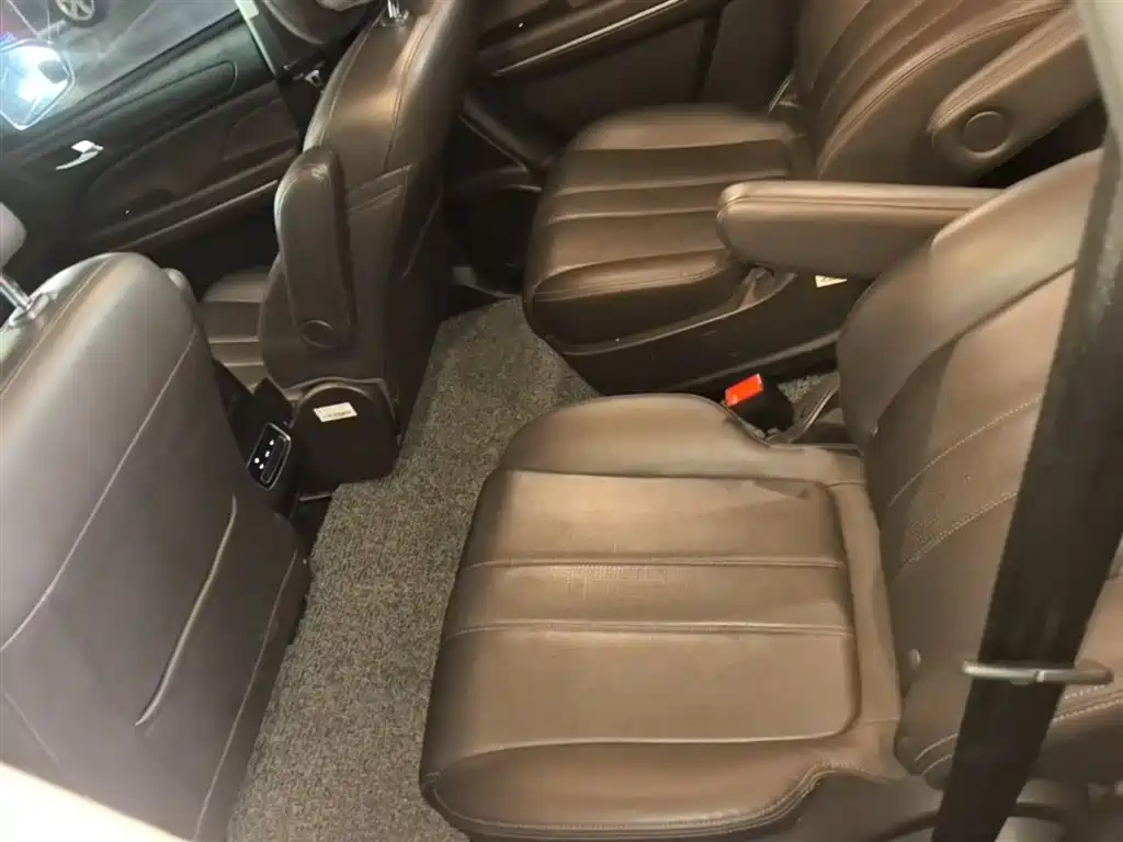 GAC Trumpchi Trumpchi M6 2019 270T Automatic Premium Edition (7-Seater) China V фото 17