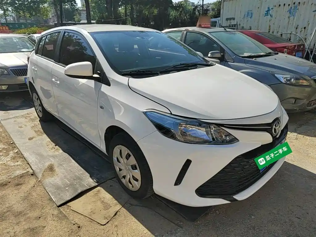 Toyota Vios FS 2017 1.5L CVT Fengchi Edition фото 4