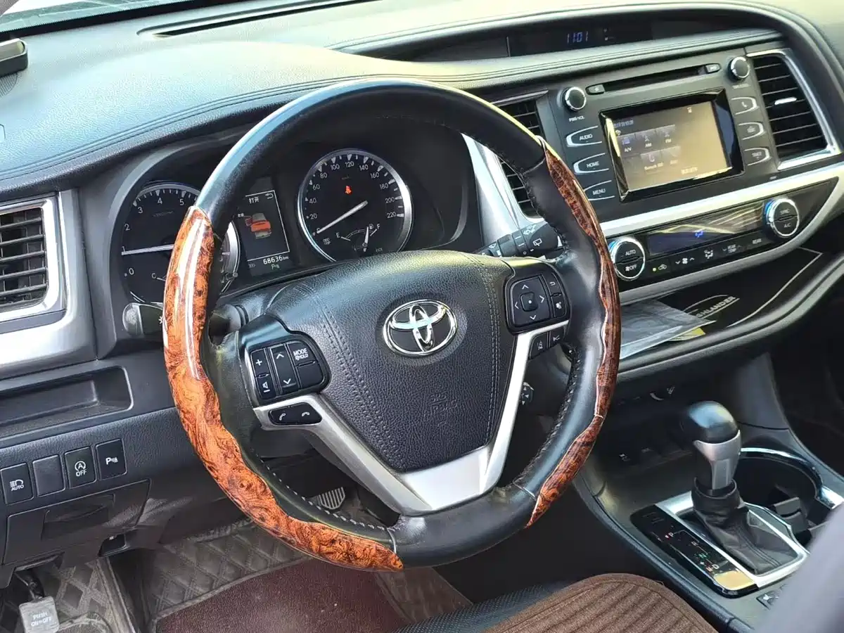 Toyota Highlander 2018 2.0T 2WD Luxury 7-seater (China V) фото 2