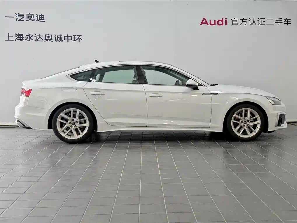 Audi A5 (Import) 2024 Sportback 40 TFSI Fashion Dynamic фото 3