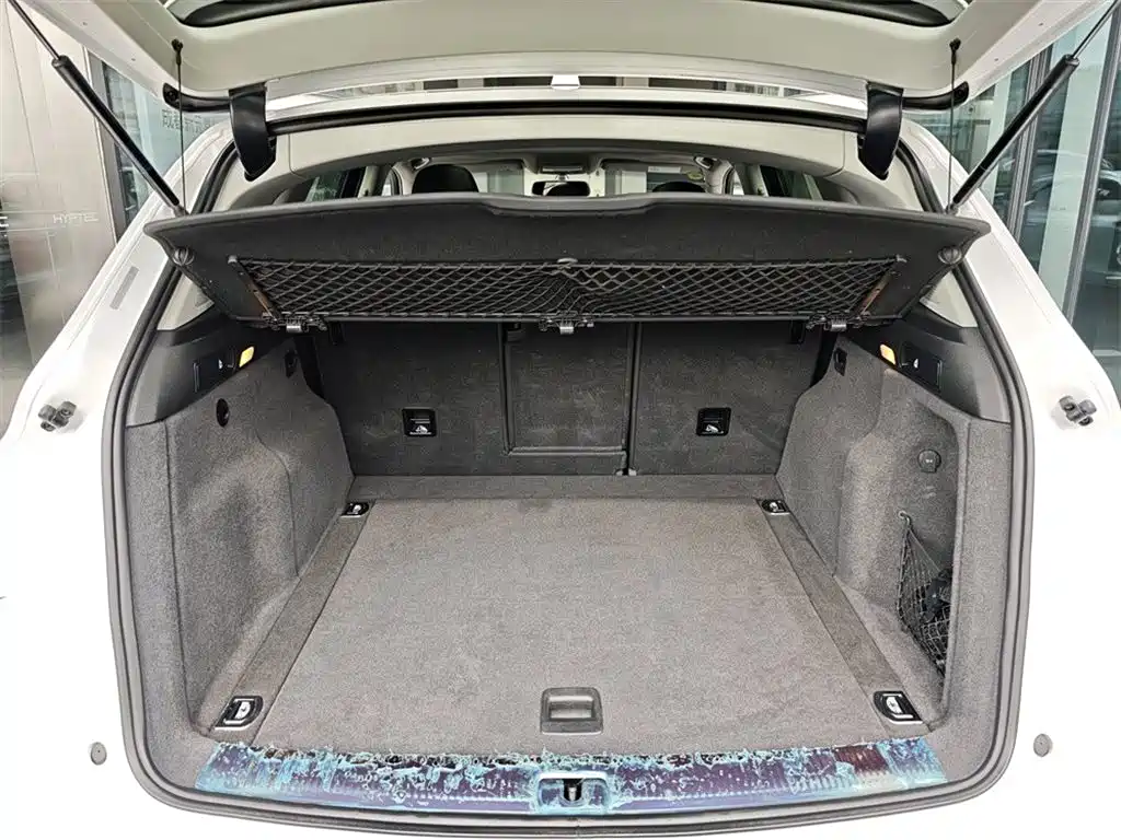 Audi Q5 2016 40 TFSI Comfort Model фото 9