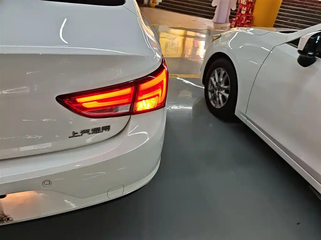 Buick Verano 2019 Sedan 15S Auto Leading фото 8
