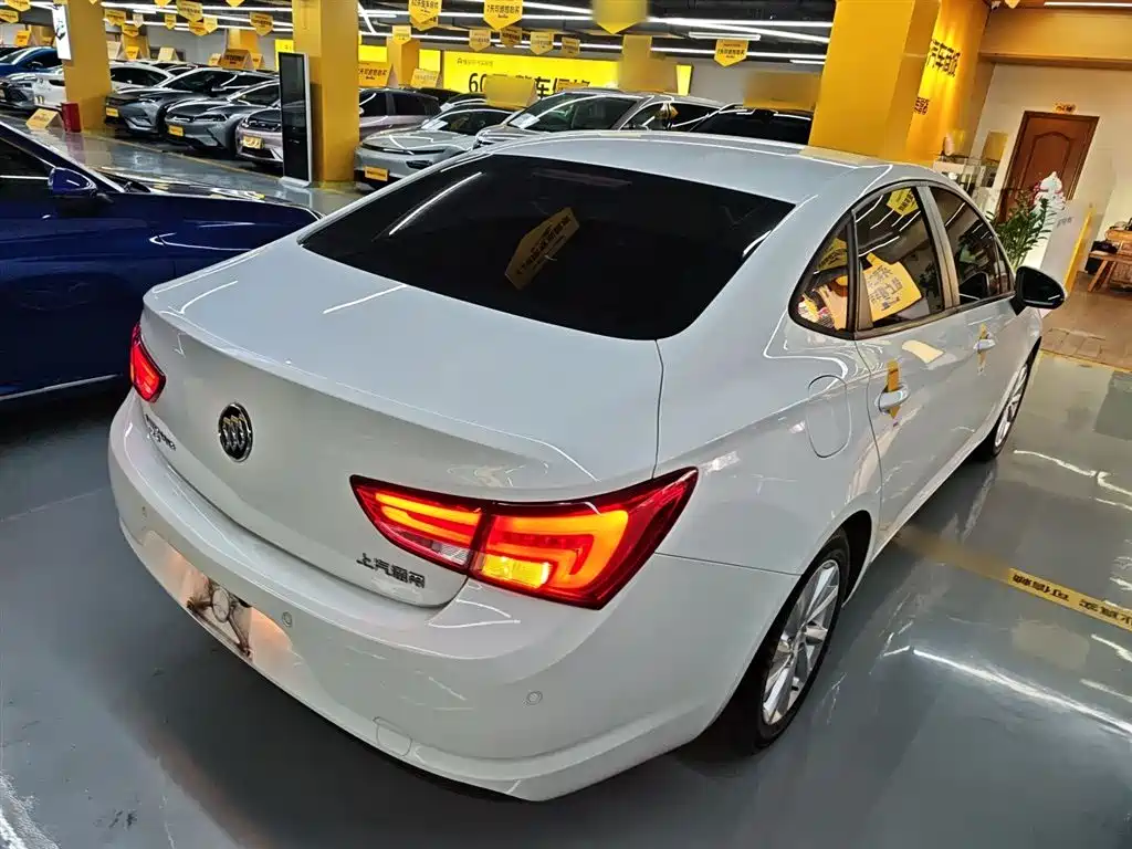 Buick Verano 2019 Sedan 15S Auto Leading фото 7