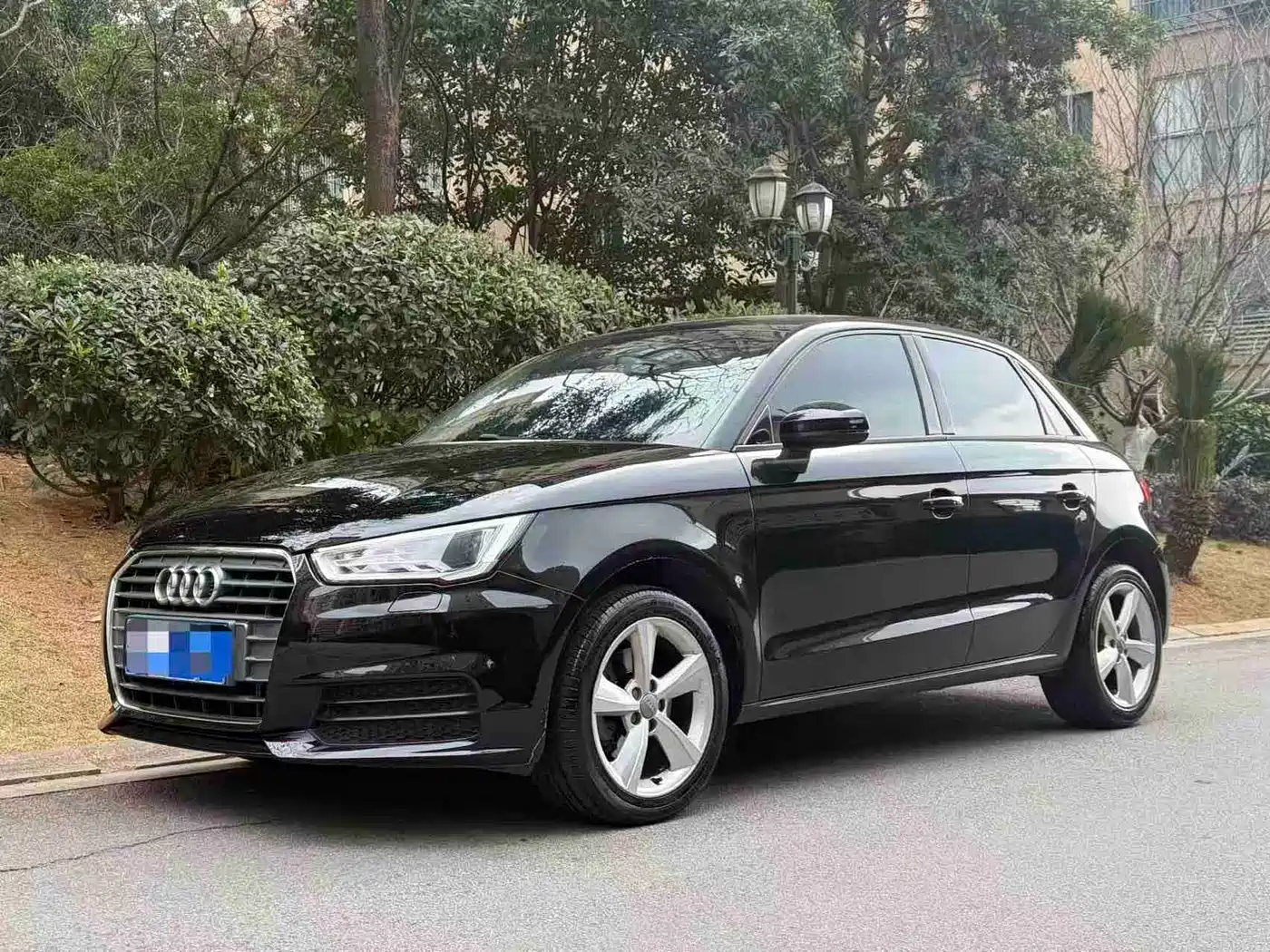 Audi A1 2016 30 TFSI Sportback Design Style Edition