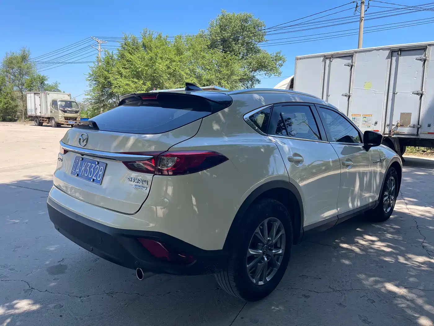 Mazda CX-4 2018 2.0L Auto FWD Blue Sky Taste Tech Limited Edition фото 4