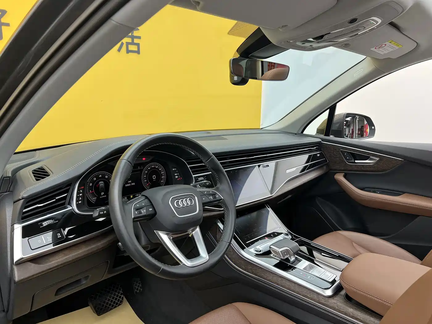 Фото 4 - Audi Q7
