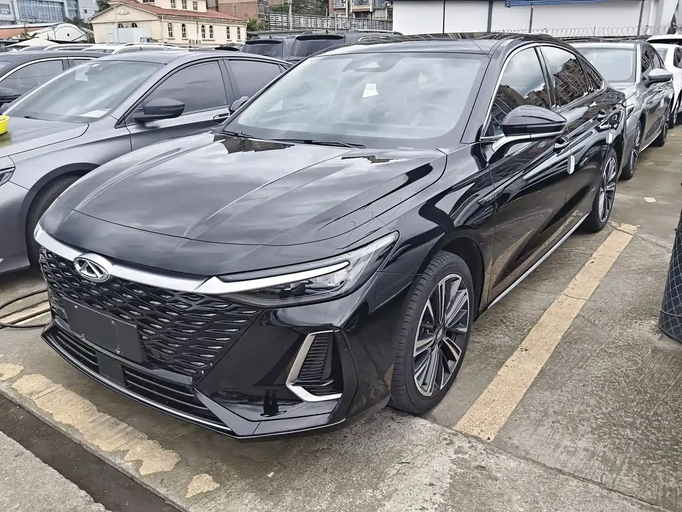 Chery Arrizo 8 2023 High Energy Edition 2.0T DCT Royal