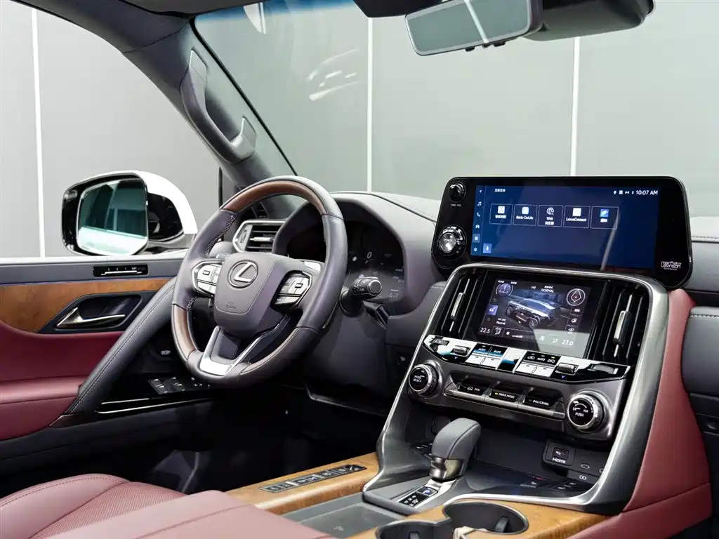 Lexus LX 2025 700h Boundary Edition фото 17