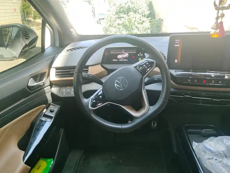 Volkswagen ID.4 X 2021 Power AWD Early Access Edition фото 14
