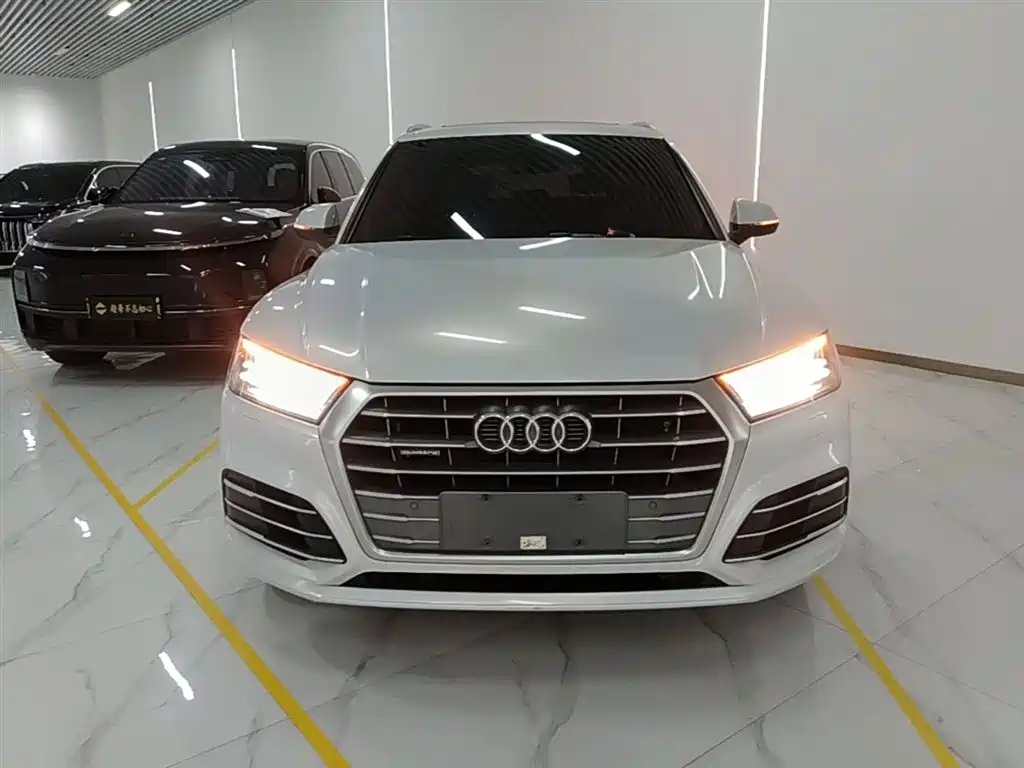 Audi Q5L 2018 40 TFSI Prestige Fashion (China V) фото 3