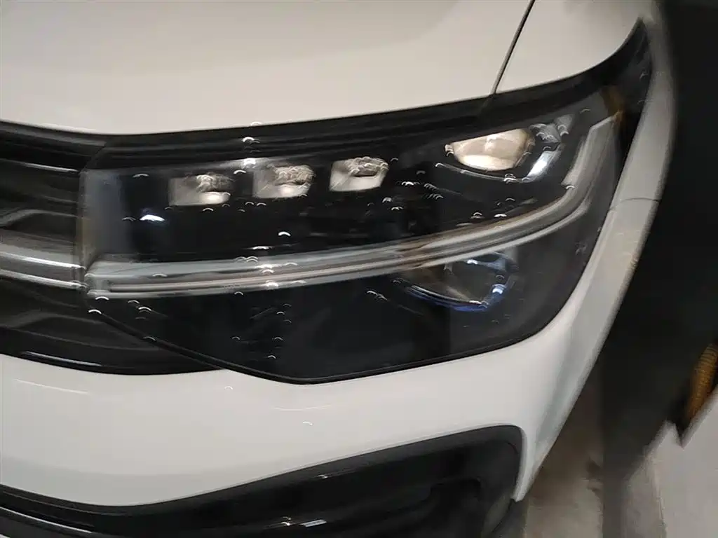 Volkswagen Tharu 2023 300TSI 2WD Full Moon Edition фото 24