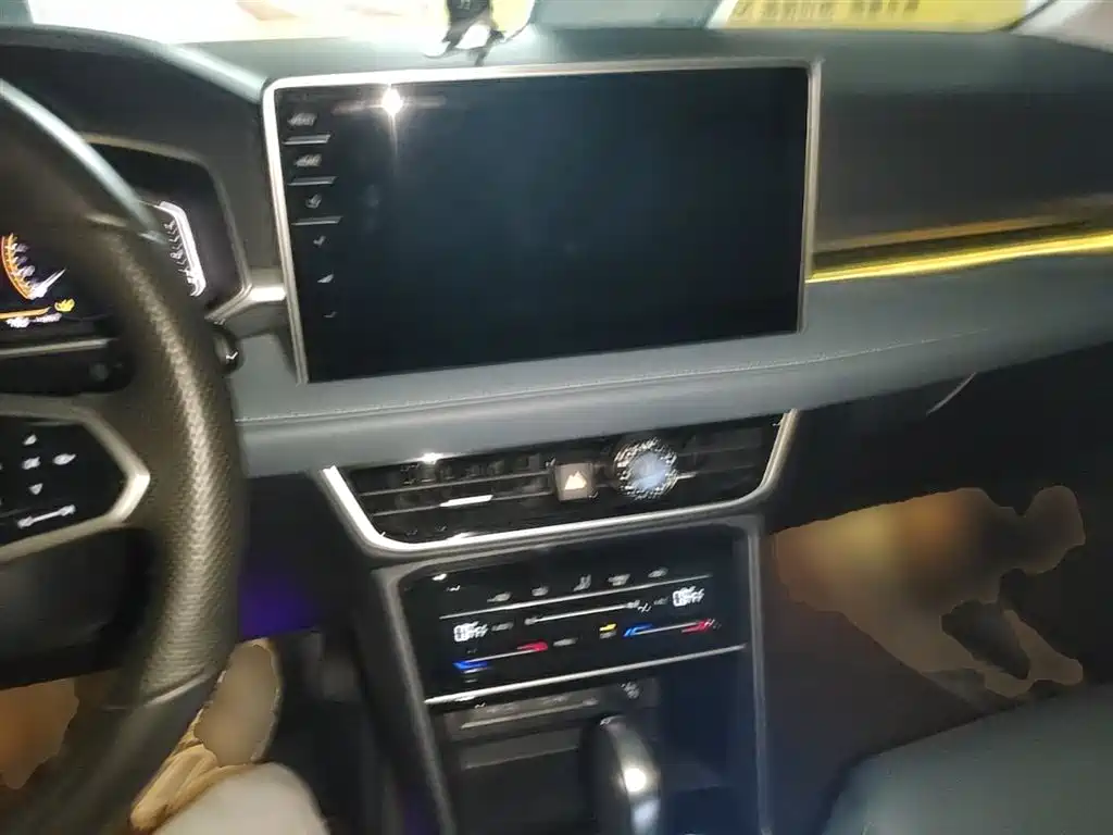 Volkswagen Tharu 2023 300TSI 2WD Full Moon Edition фото 10