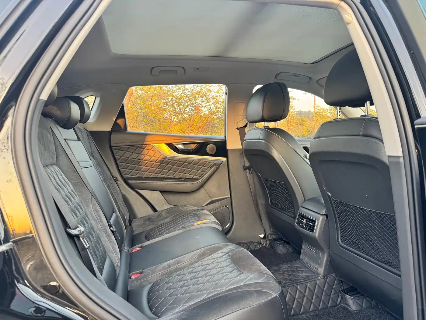 Hongqi HS5 2019 2.0T Smart Connect Enjoy Edition фото 9