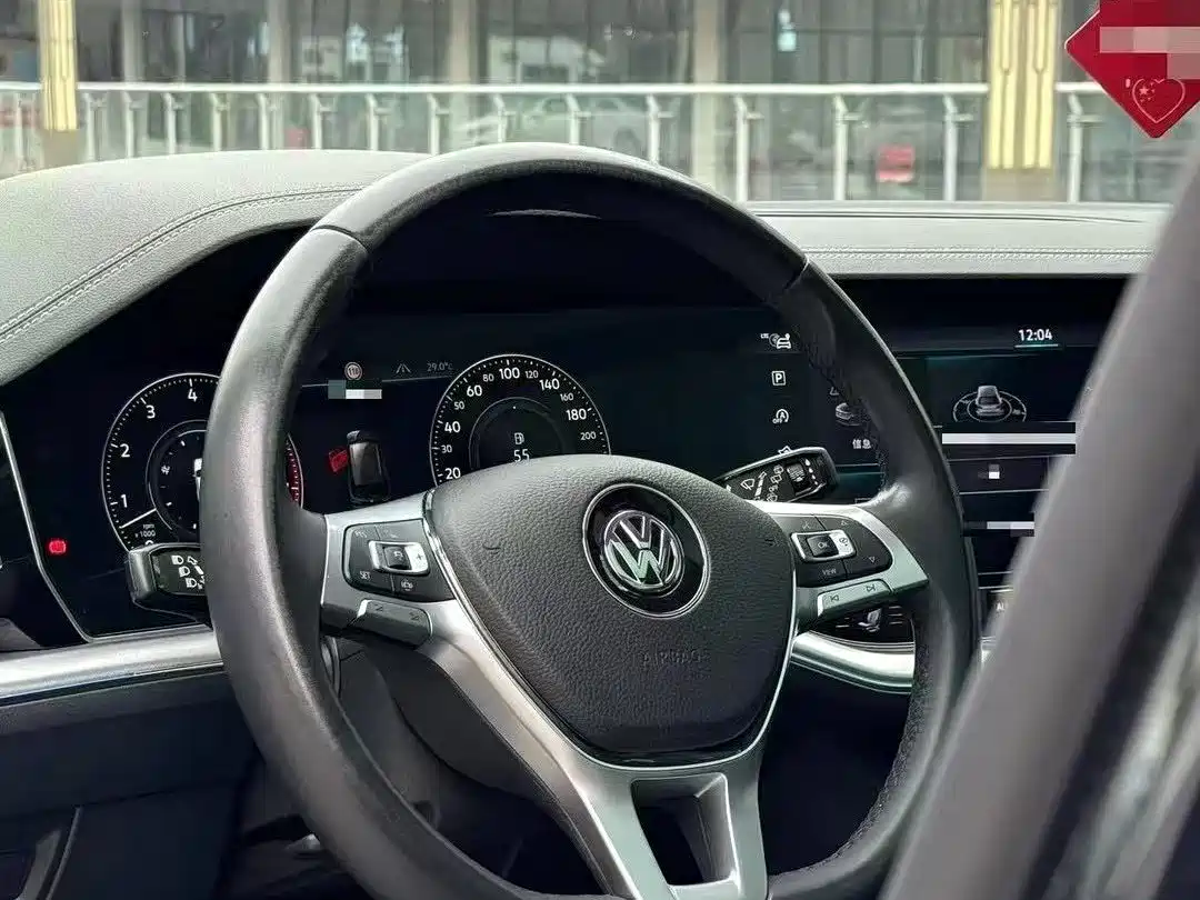 Volkswagen Touareg 2019 3.0TSI Sharp Edge Edition China V фото 4