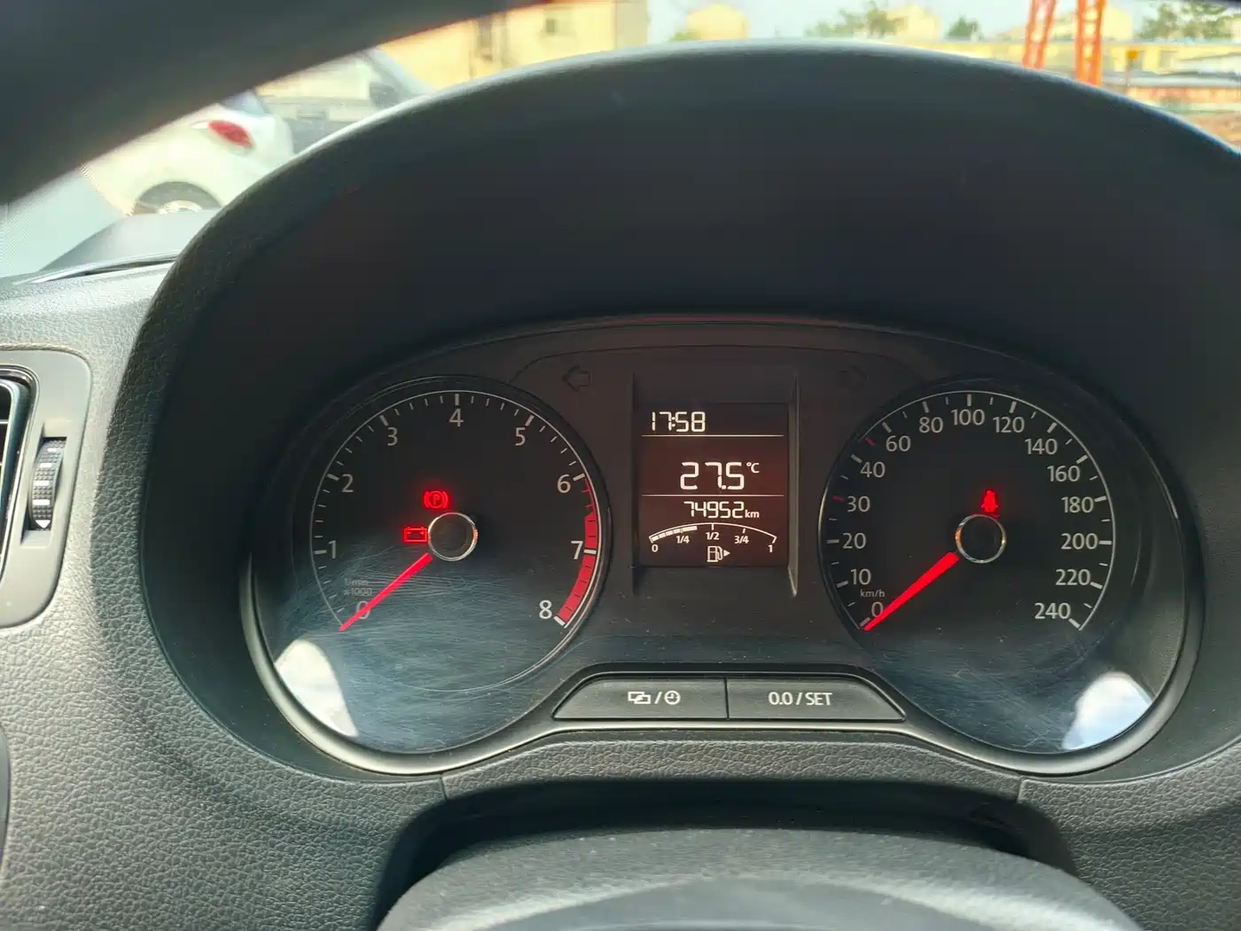 Volkswagen Polo 2016 1.4L Manual Trend фото 8