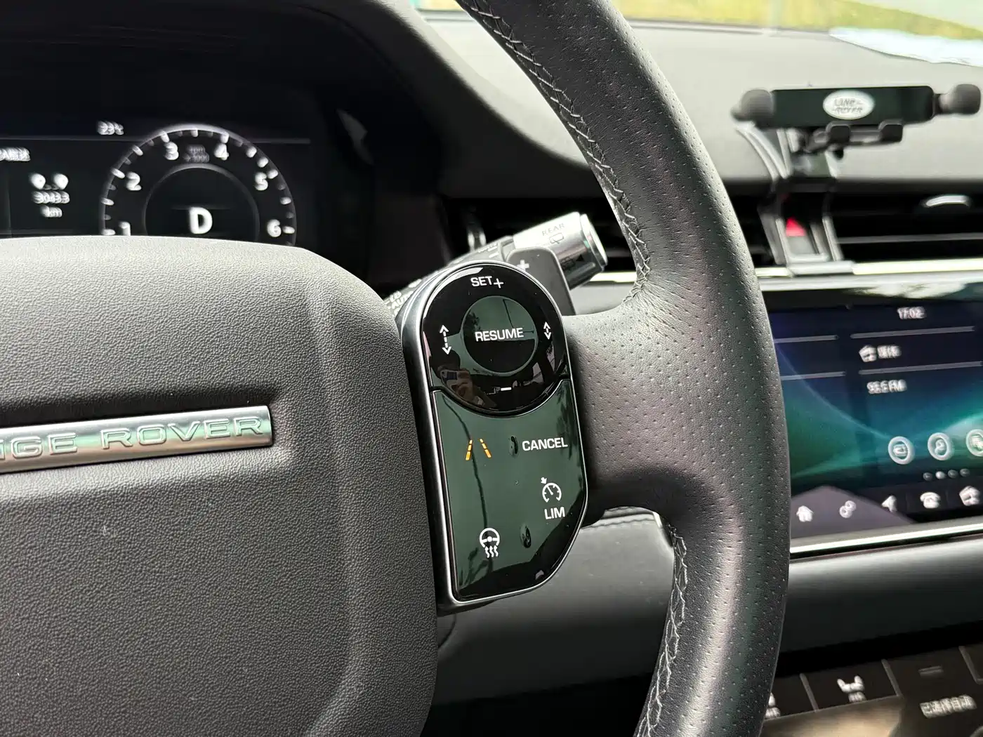 Land Rover Range Rover Evoque 2020 249PS R-DYNAMIC SE Sport Tech Edition фото 15