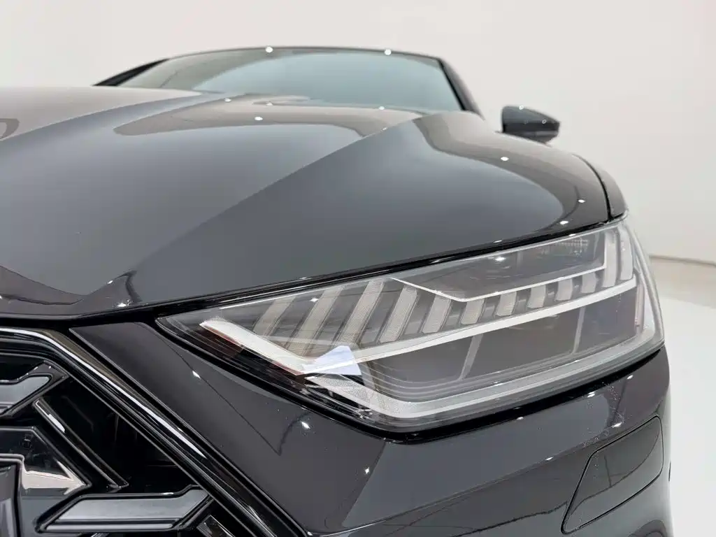 Audi A7L 2025 2024 45 TFSI quattro Black Warrior Edition