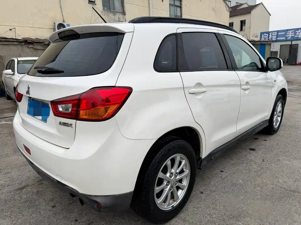 Mitsubishi ASX 2014 2013 2.0L CVT 2WD Elite