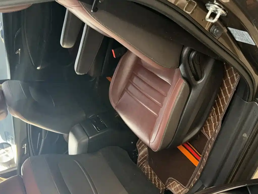 Changan Oshan Changan Oushang A800 2017 2017 Model 1.6L Manual Luxury