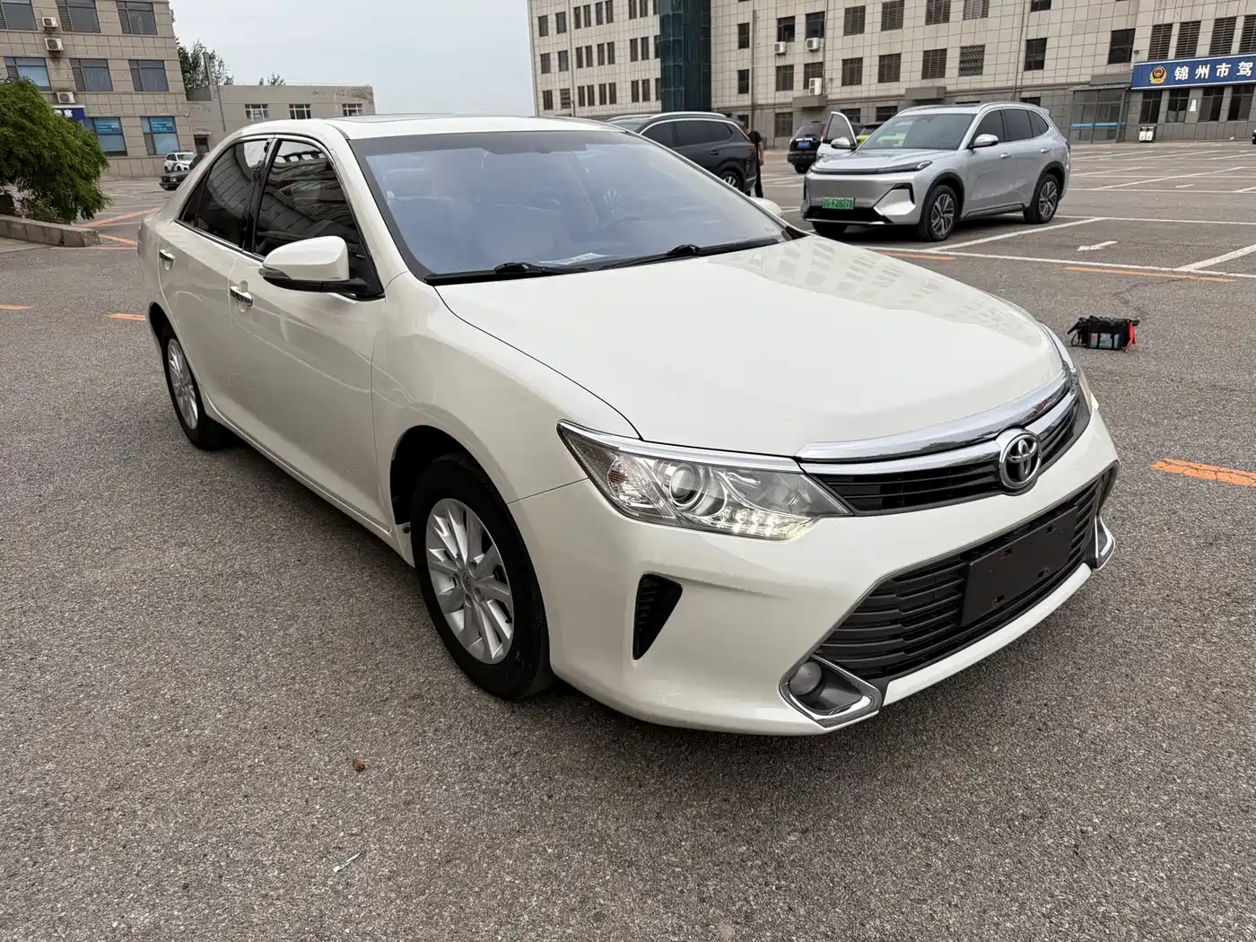 Toyota Camry 2015 2.0E Elite Edition фото 3