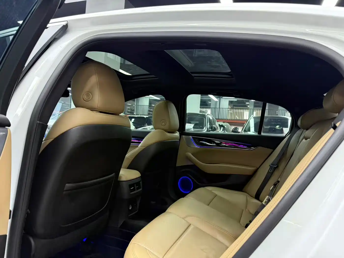 Cadillac CT5 2022 28T Premium Edition фото 9