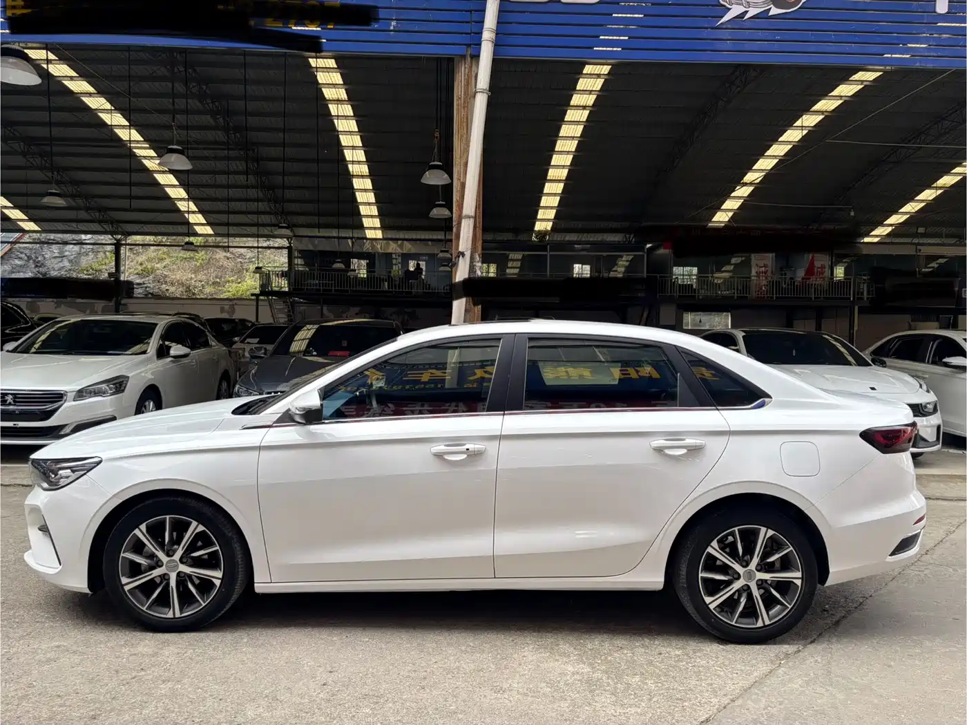 GEELY AUTOMOBILE EMGRAND