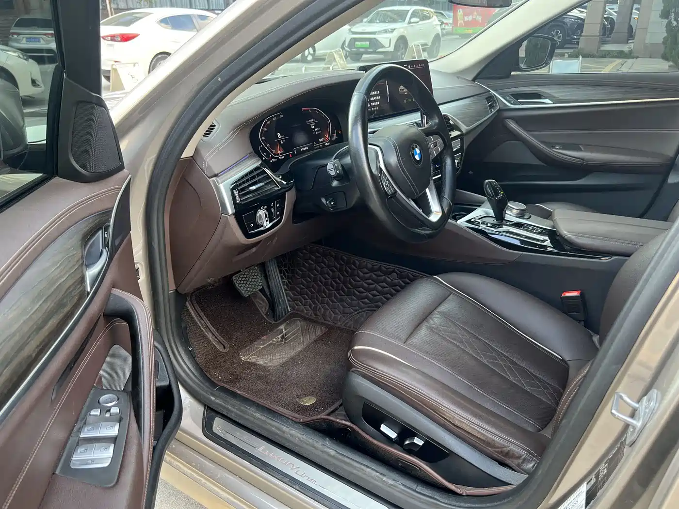 BMW 5 Series 2021 530Li Leading Luxury Package фото 4