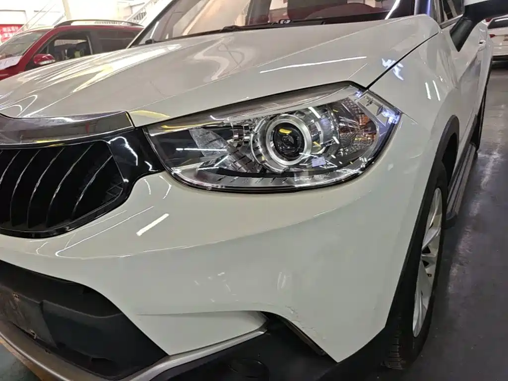 Фото 24 - Zhonghua V3