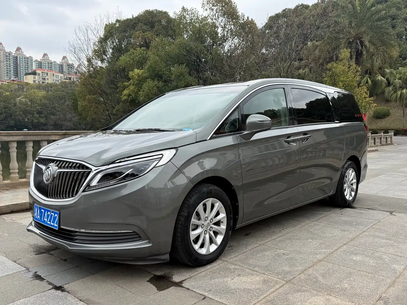 Buick GL8 2017 ES 28T Premium China V