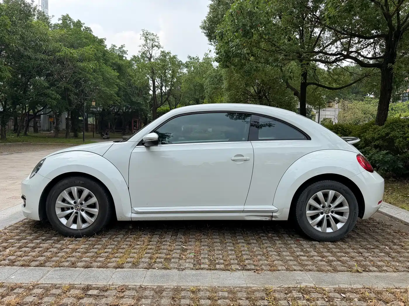 Volkswagen Beetle 2015 180TSI фото 12