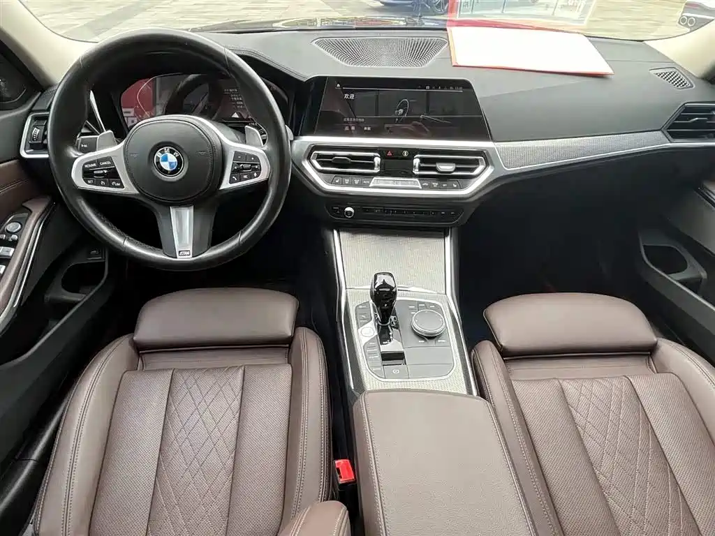 BMW 3 Series 2022 Facelift 325Li M Sport Shadow Edition фото 15