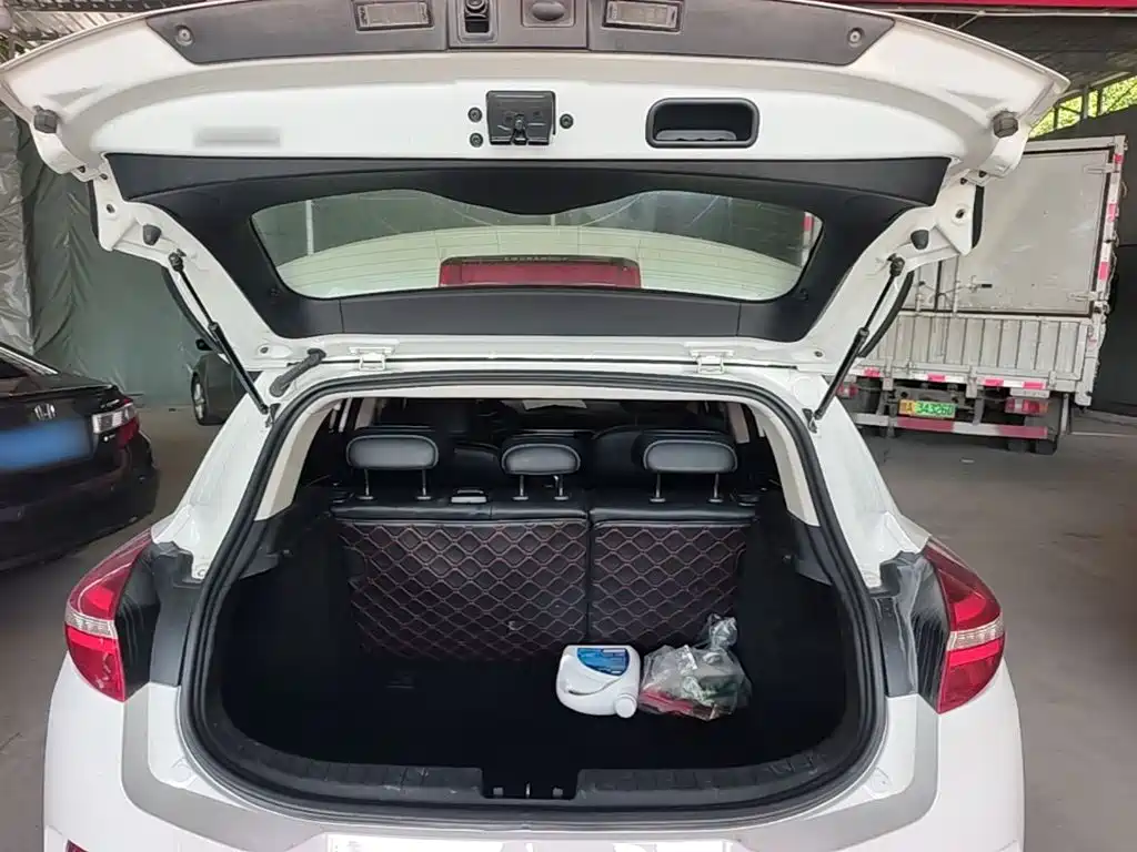 Geely Emgrand GS 2016 2016 Elegance Edition 1.3T Automatic Premium