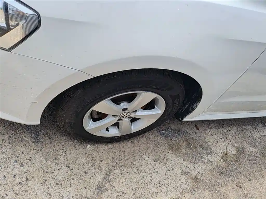 Volkswagen Lavida 2013 Facelift Classic 1.6L Automatic Trend фото 23