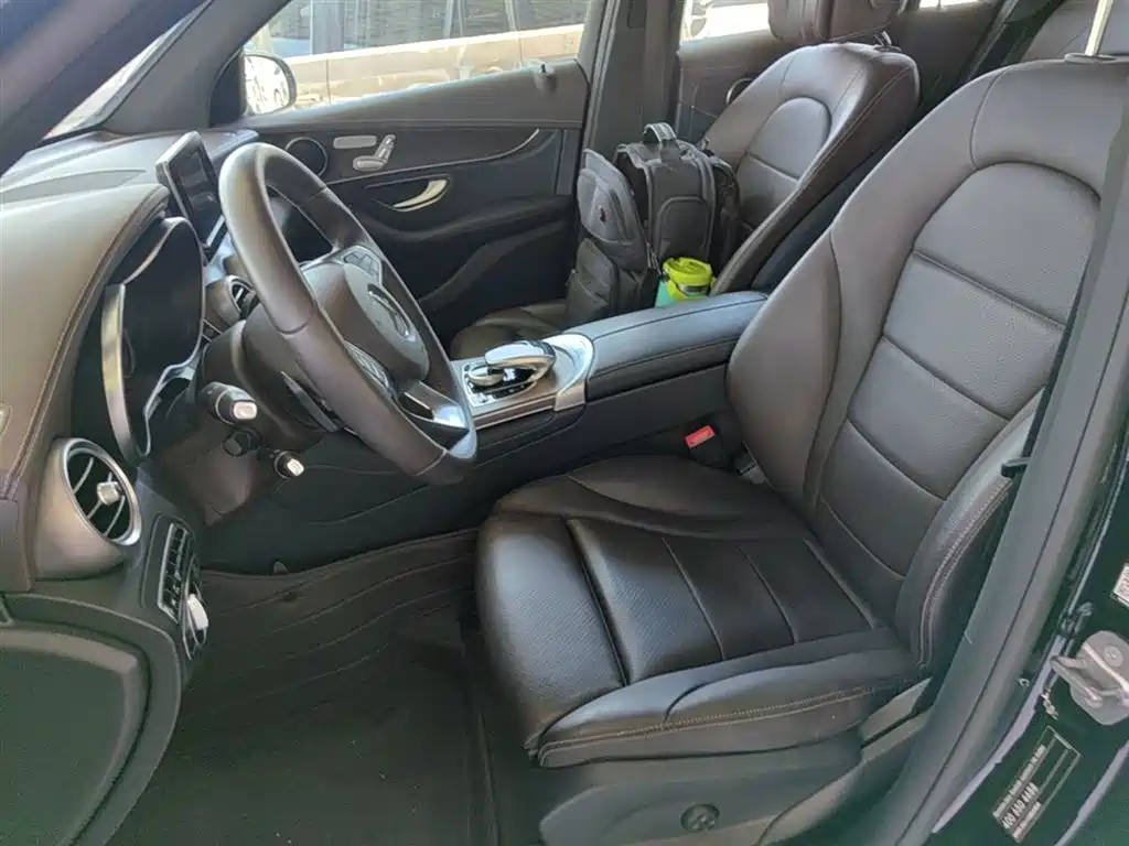 Mercedes-Benz GLC 2017 GLC 300 4MATIC Dynamic фото 15