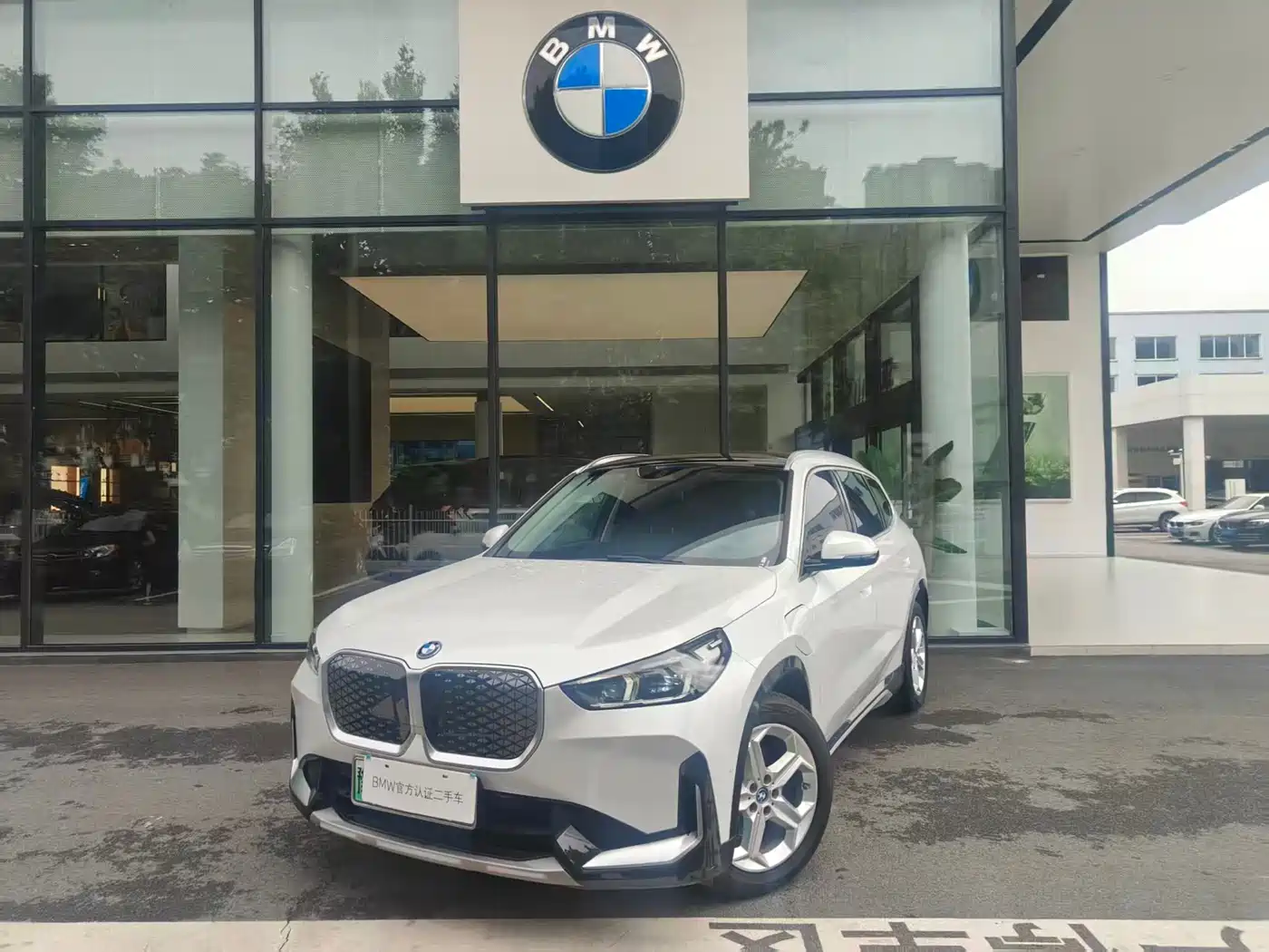 BMW iX1 2023 eDrive25L X Design Package