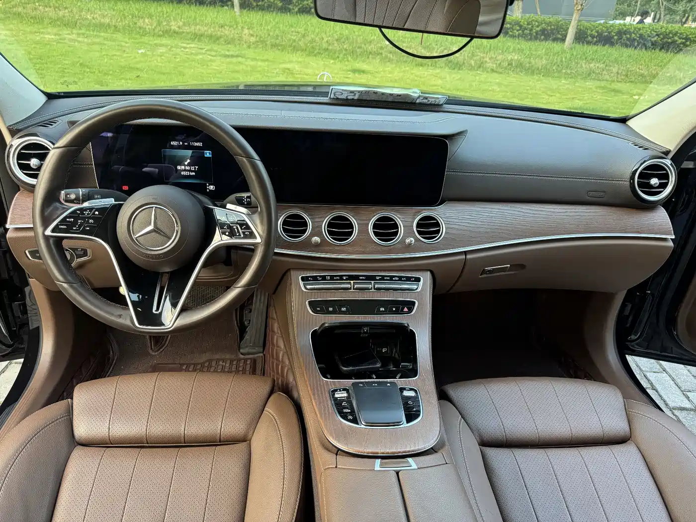 Фото 5 - Mercedes-Benz E-Class