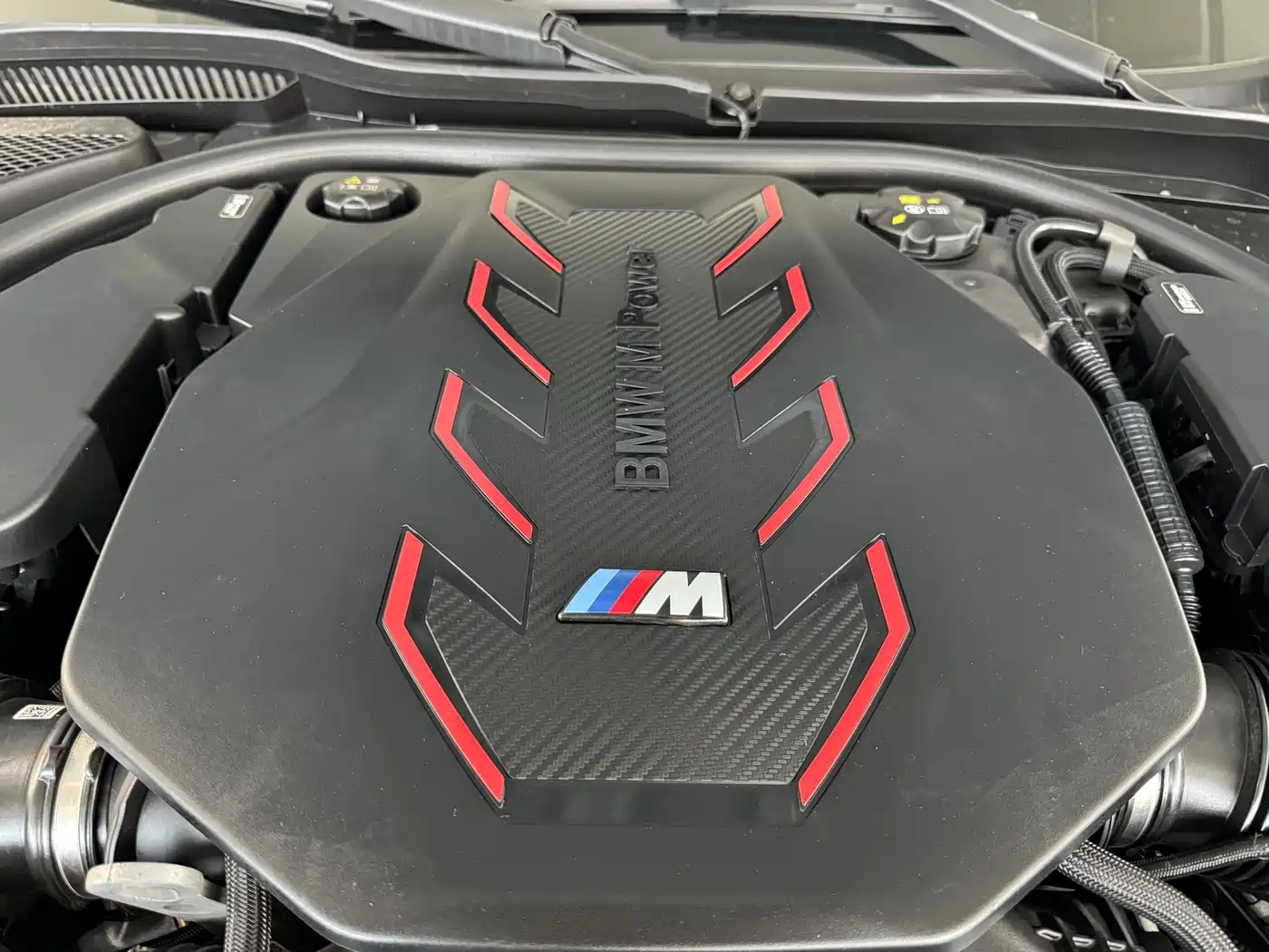 BMW M5 New Energy 2025 M5 фото 12