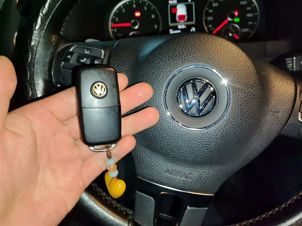 Volkswagen Tiguan 2015 1.8TSI Automatic 2WD Highline фото 12